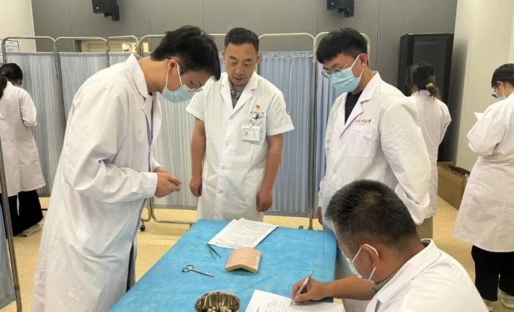 我院圆满完成甘肃中医药大学2021级临床技能学考试