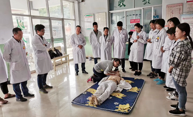 聚焦胸痛 重视基层 加强培训和交流 助推区域健康提示——记我院宕昌县分院基层医院急性胸痛、卒中培训