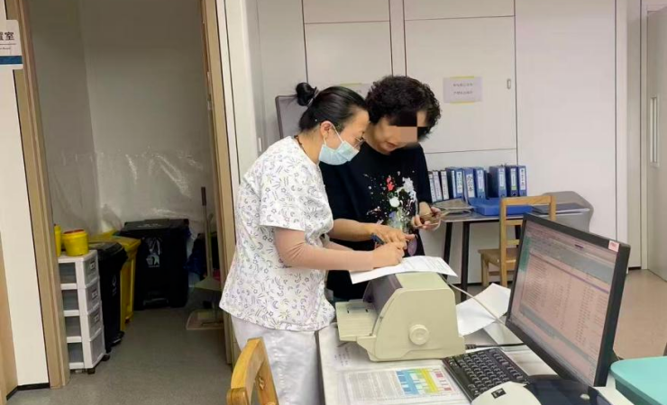 【“十个多一点”暖心行动】耳鼻喉科用细致服务获患者好评