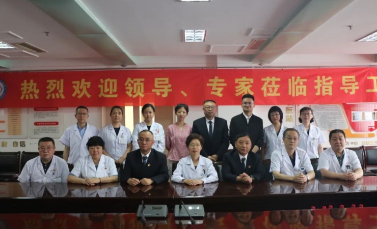 我院与西宁市第一人民医院开展合作交流活动