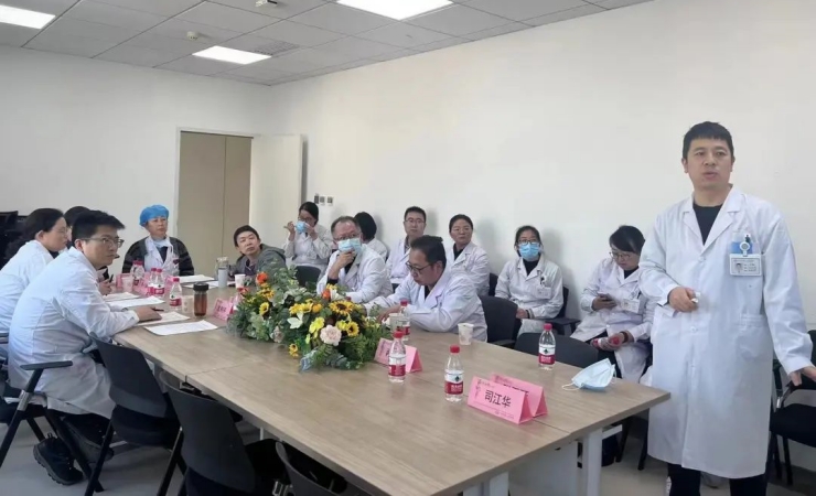 我院内科学教研室举行新进教师试讲活动